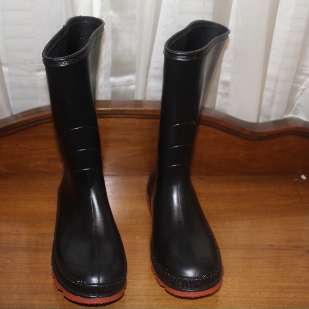 Fabrique Black Rain Boots